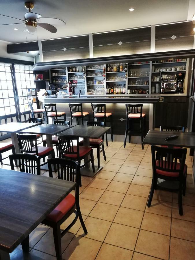 Hotel-restaurant Les Colonnades Hotel 2*